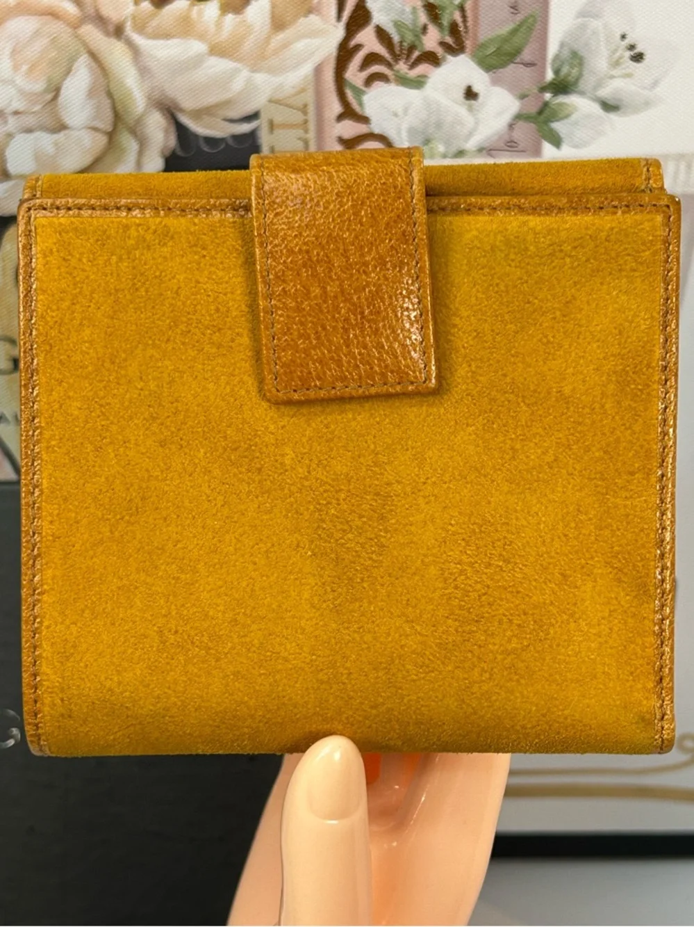 GUCCI Horsebit Suede/Leather Bifold Wallet 😍💛 - Picture 4 of 17